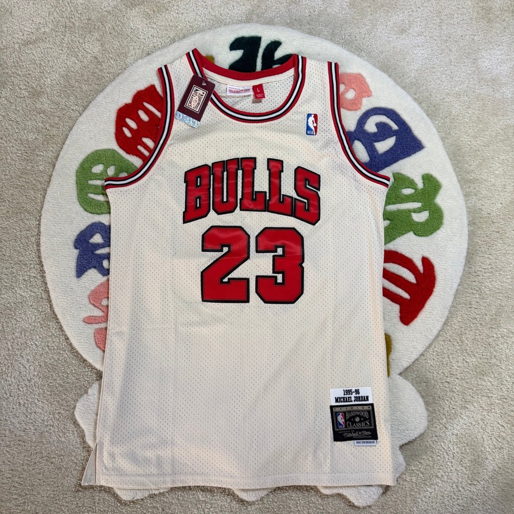 Mitchell & Ness Michael Jordan Chicago Bulls Jersey 1995-96 White Large NWT